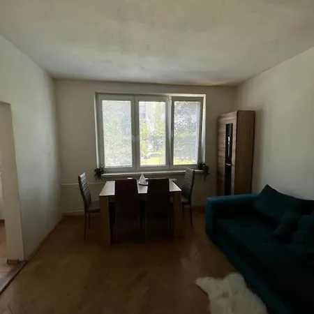 Priestranny Utulny Byt V Ruzinove Apartment